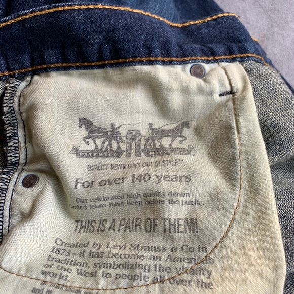 LEVI’S Jeans - Rib Cage - Picture 7 of 9